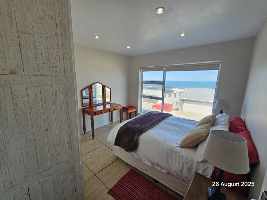 6 Bedroom Property for Sale in Jongensfontein Western Cape